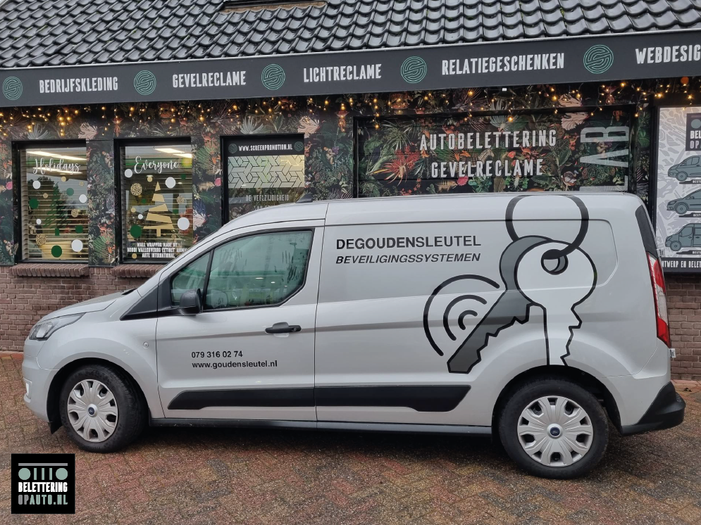 De Gouden Sleutel autobelettering bestickering bedrijfswagen